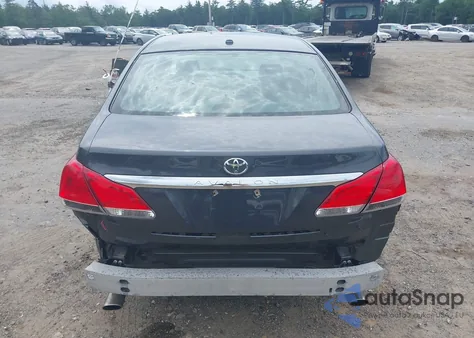 2011 Toyota Avalon z USA, uszkodzony, nr VIN 4T1BK3DBXBU410053